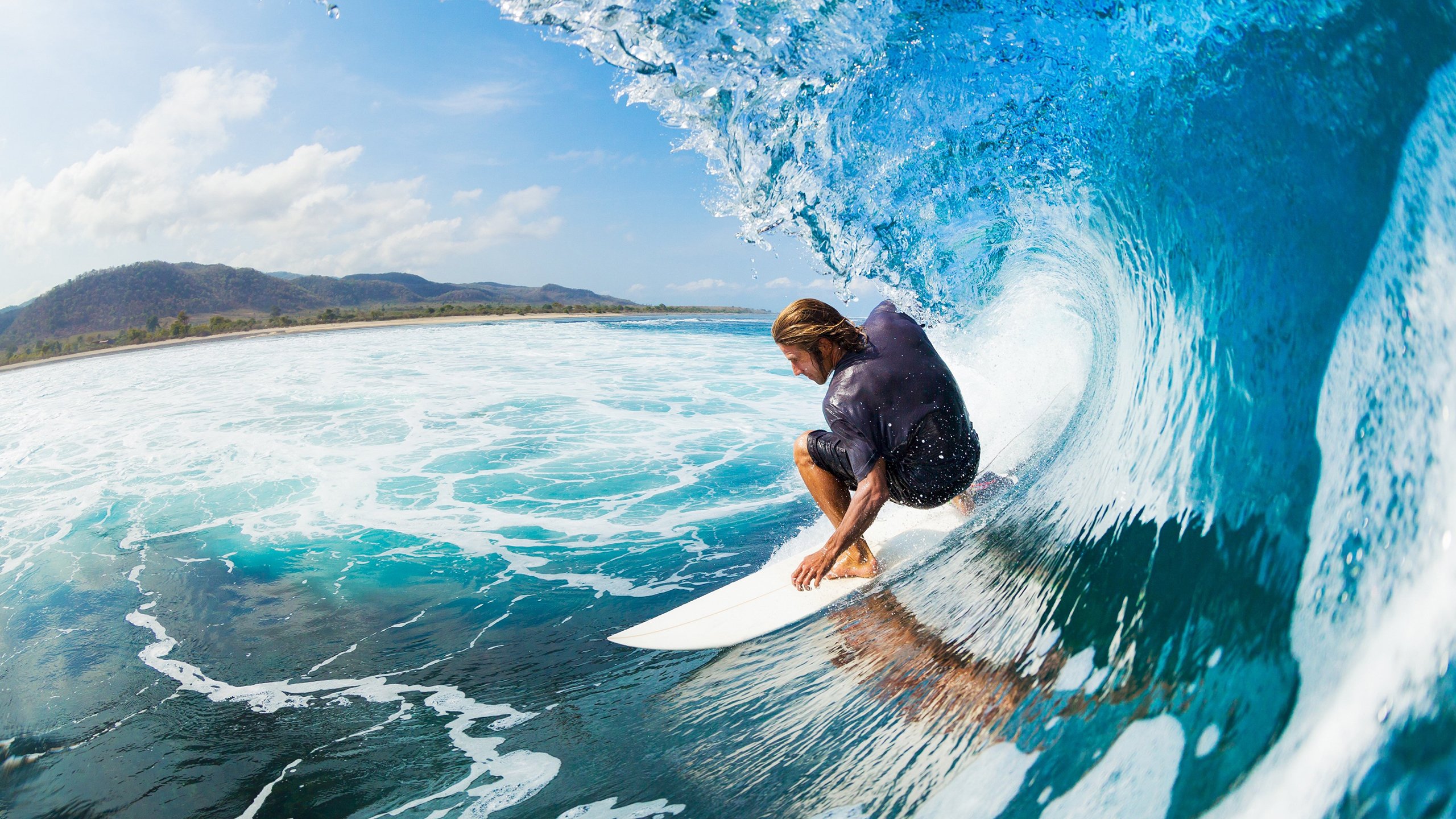 亚冠联赛激战正酣,中超双雄遭遇强敌,日韩球队展现统治力