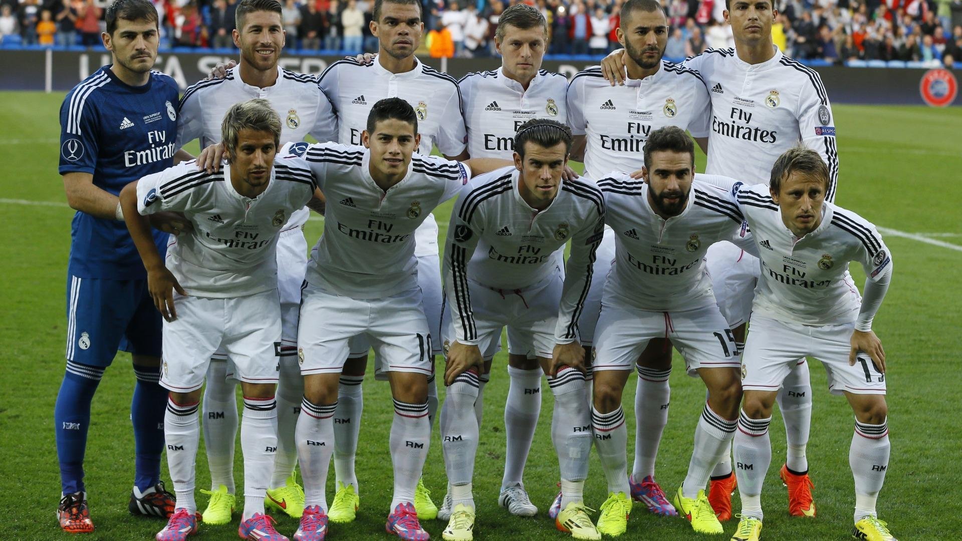 2026年世界杯预选赛激战正酣,传统豪强稳扎稳打,新兴势力异军突起