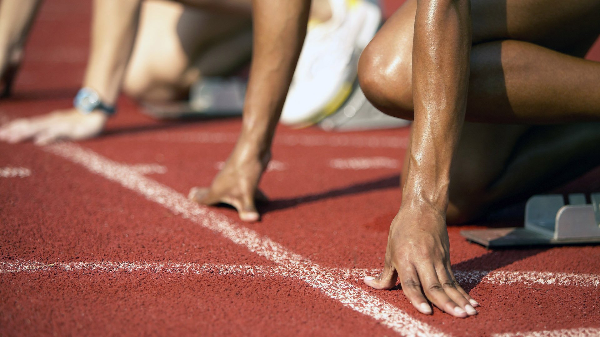 体育明星携手慈善机构举办公益赛 助力贫困地区儿童教育